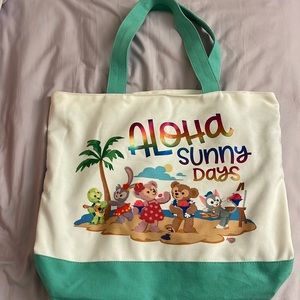 Duffy and friends Aulani beach bag
